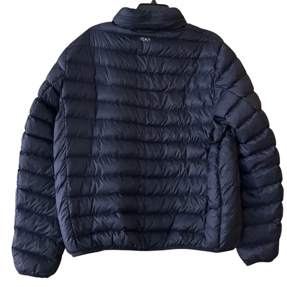 TUMI Patrol Packable PAX Travel Puffer Jacket in Navy - Picture 2 of 9